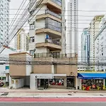 Apto Confortavel A 250M Da Praia Central Erj101