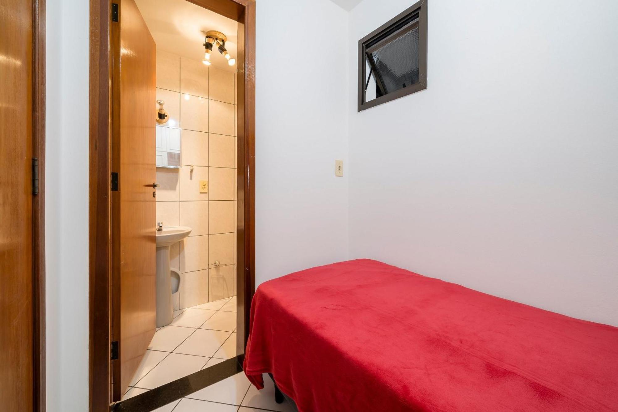Apto Confortavel A 250m Da Erj101 Apartamento *